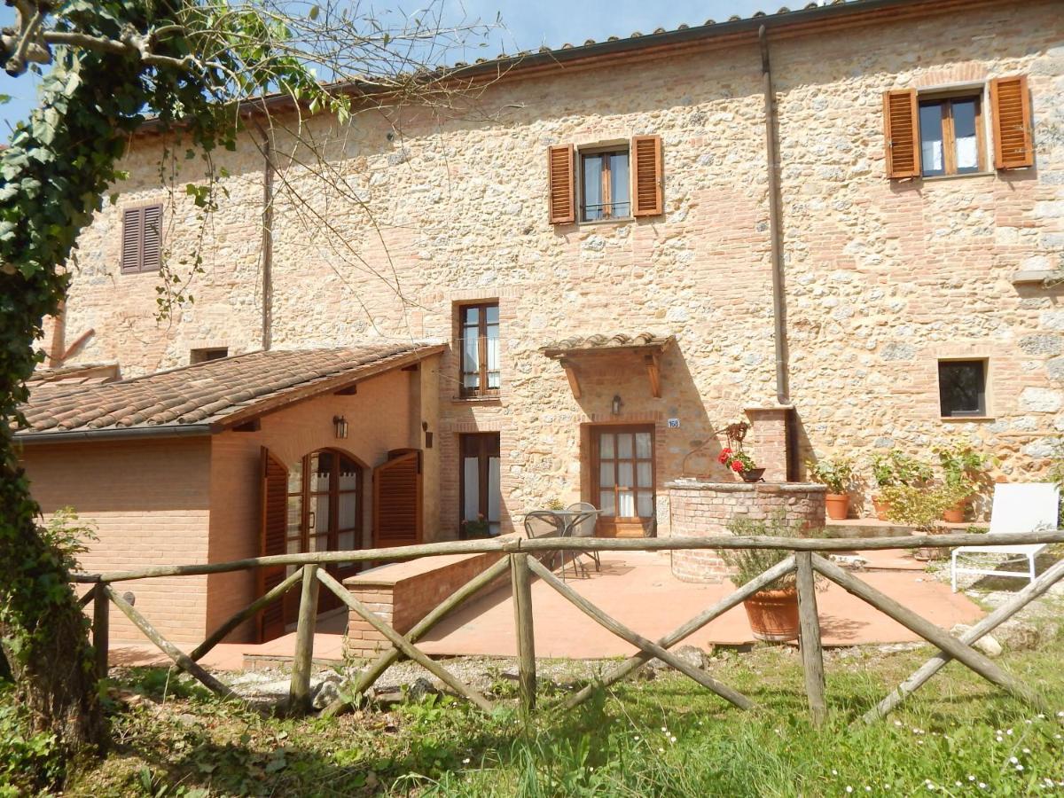 Fullino Nero Rta - Residenza Turistico Alberghiera Siena Dış mekan fotoğraf