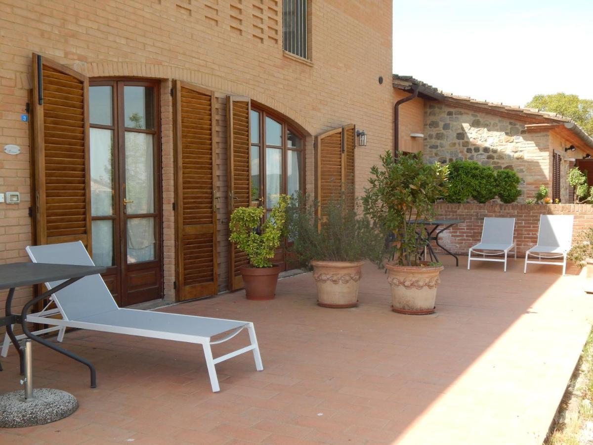 Fullino Nero Rta - Residenza Turistico Alberghiera Siena Dış mekan fotoğraf