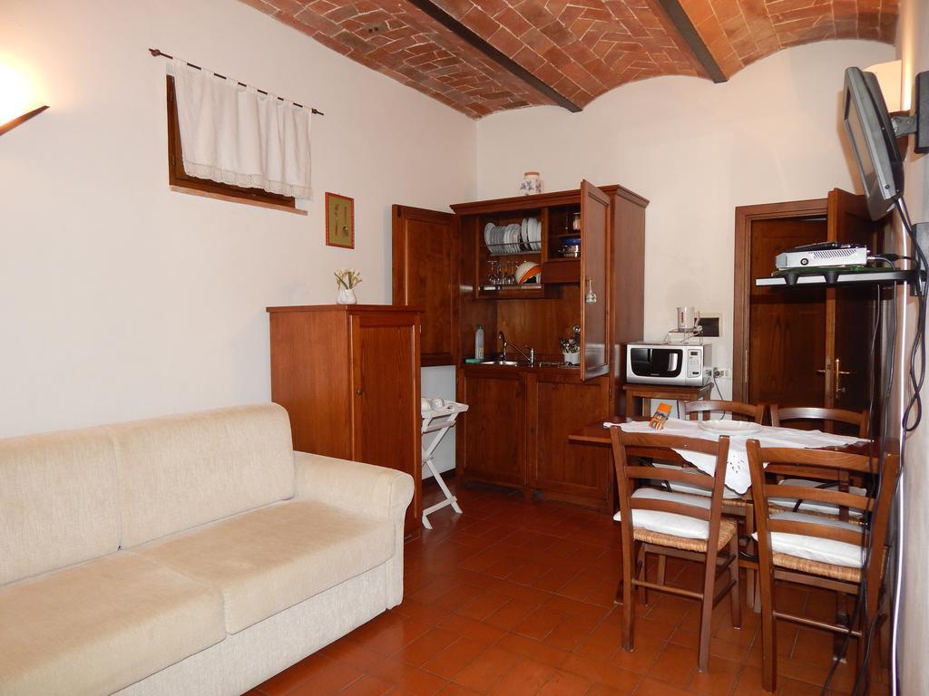 Fullino Nero Rta - Residenza Turistico Alberghiera Siena Dış mekan fotoğraf