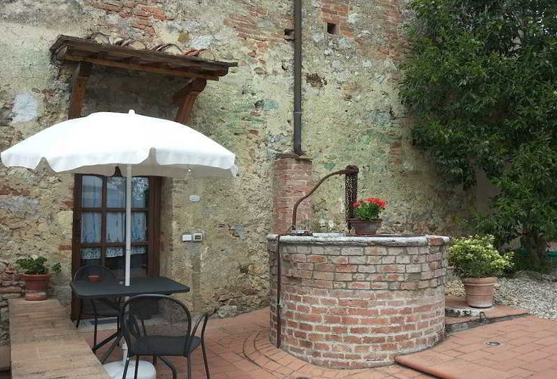 Fullino Nero Rta - Residenza Turistico Alberghiera Siena Dış mekan fotoğraf